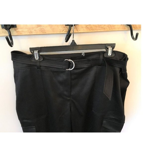 Chico's Petite Black Satin Cargo Ankle Pants Size 2P (US 12P) New w/tags $99 - Picture 2 of 10